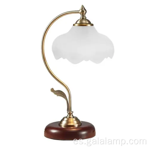 Lámpara floral elegante para espacios de vida contemporáneos